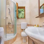 Apartment Lujak *