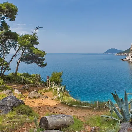 Apartment Lujak Donje Celo